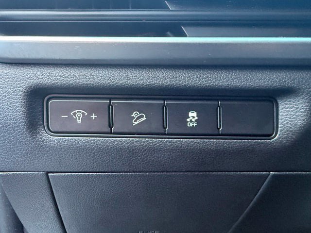 Used 2024 Kia Telluride LX FWD image 26