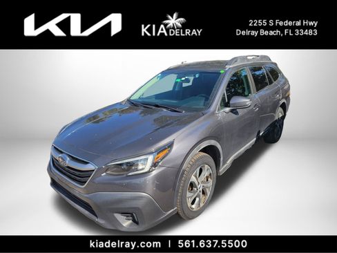 Used 2020 Subaru Outback Premium image 9