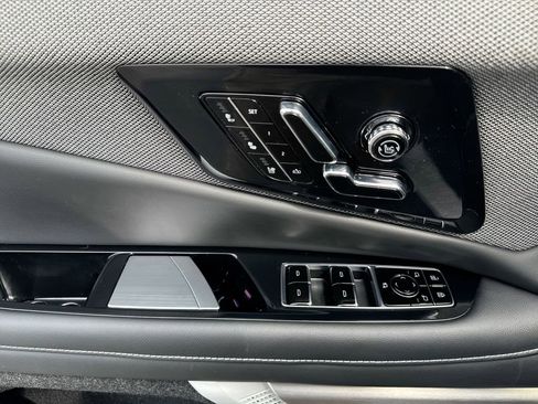 Used 2025 Cadillac Optiq Sport 2 AWD/4WD image 14
