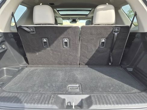 Used 2023 Honda Pilot Elite image 11