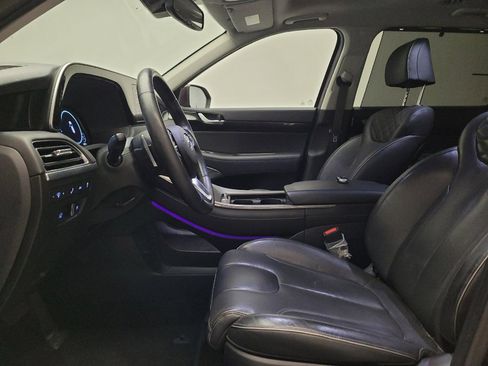 Used 2021 Hyundai Palisade Limited w/ Winter Package FWD image 17