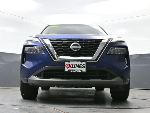 Used 2023 Nissan Rogue SV image 27