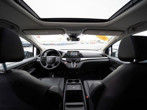 Used 2025 Honda Odyssey EX-L image 19
