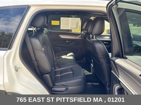 Used 2025 MAZDA CX-70 Plug-In Hybrid w/ Premium Plus AWD/4WD image 14