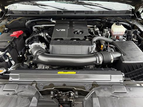 Used 2023 Nissan Frontier PRO-4X w/ Pro Convenience Package AWD/4WD image 11