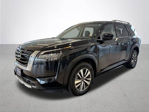 Certified 2025 Nissan Pathfinder SL AWD/4WD image 2