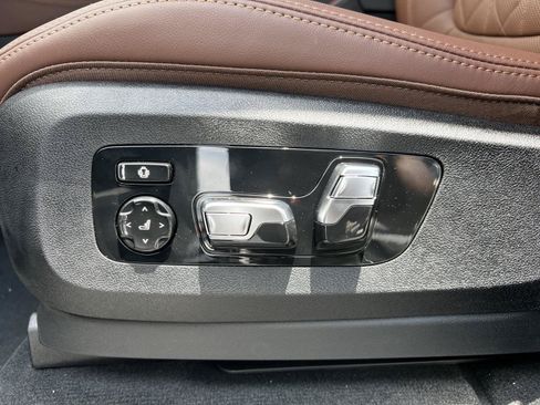 New 2026 BMW X5 xDrive40i w/ Climate Comfort Package AWD/4WD image 12