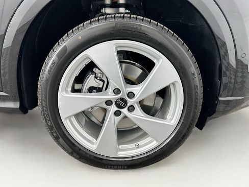 Used 2025 Audi Q5 Premium Plus image 31