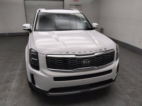 Used 2021 Kia Telluride EX w/ EX Premium Package AWD/4WD image 14