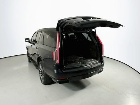 Used 2022 Cadillac Escalade Sport w/ Touring Package RWD image 26