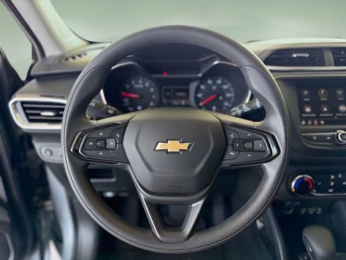 Used 2023 Chevrolet TrailBlazer LT image 33