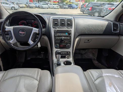 Used 2009 GMC Acadia SLT w/ Visibility Package AWD/4WD image 34