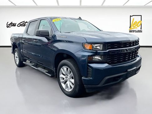 Used 2021 Chevrolet Silverado 1500 Custom image 3