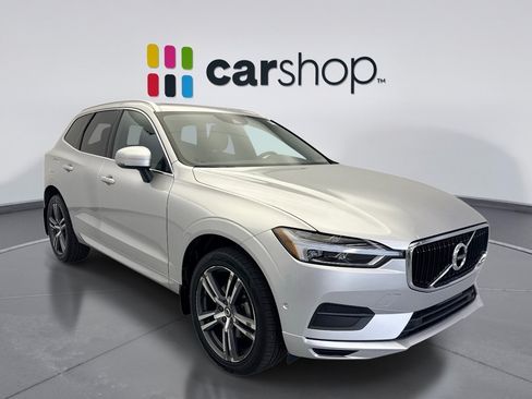 Used 2019 Volvo XC60 T5 Momentum w/ Premium Package AWD/4WD image 7
