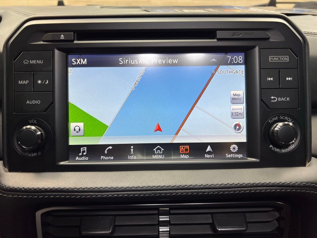 Used 2020 Nissan GT-R Premium AWD/4WD image 10