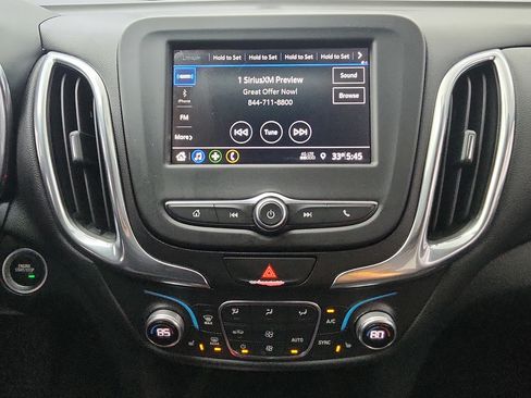 Used 2019 Chevrolet Equinox LT FWD image 19