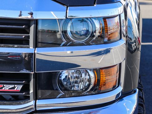 Used 2017 Chevrolet Silverado 2500 LTZ w/ Duramax Plus Package image 2