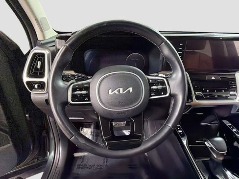Used 2022 Kia Sorento SX Prestige w/ Rust Color Package AWD/4WD image 14