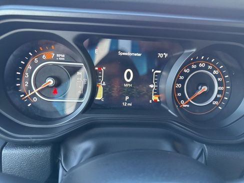 New 2025 Jeep Wrangler Unlimited Rubicon image 35