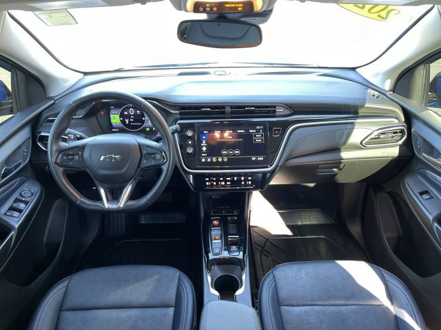 Used 2023 Chevrolet Bolt EUV LT w/ Convenience Package FWD image 20