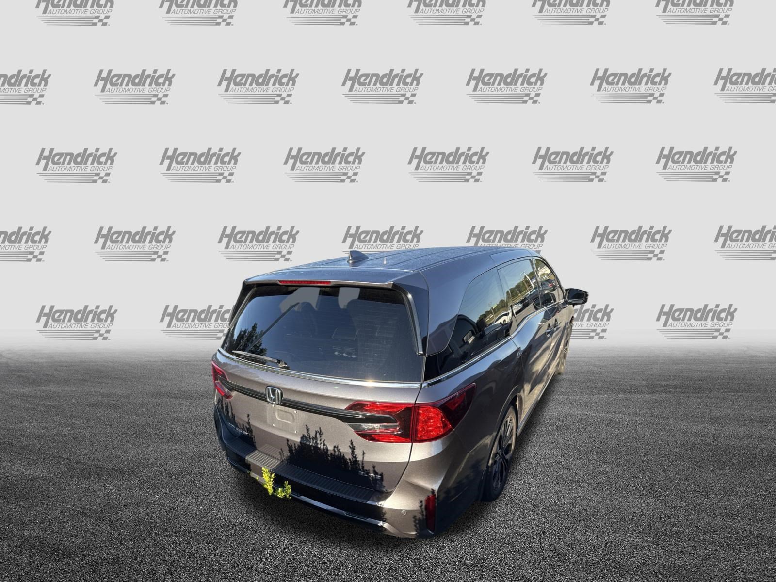 Used 2025 Honda Odyssey Elite image 11