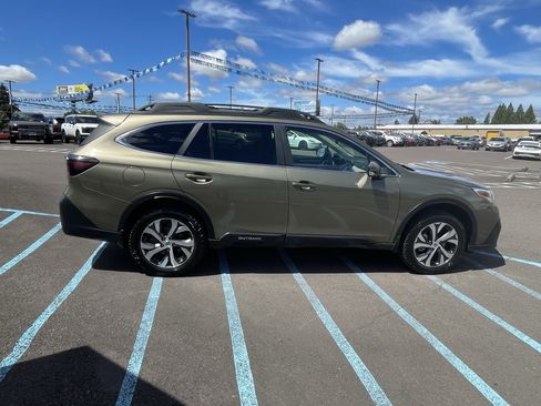 Used 2022 Subaru Outback Limited AWD/4WD image 6