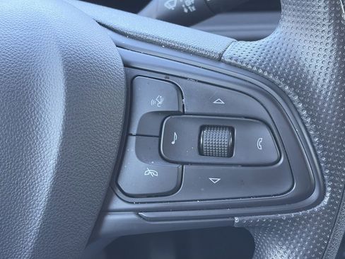 Used 2025 Buick Envista Preferred image 22