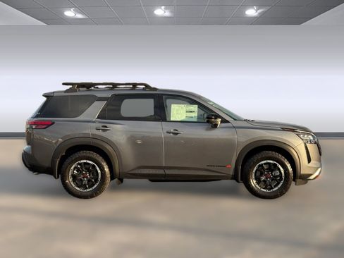 New 2026 Nissan Pathfinder Rock Creek image 7