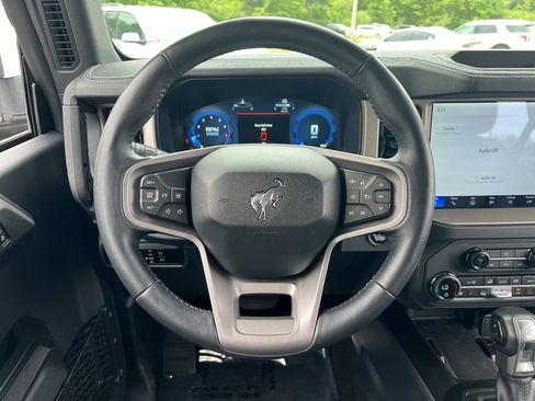 Certified 2025 Ford Bronco Outer Banks AWD/4WD image 10