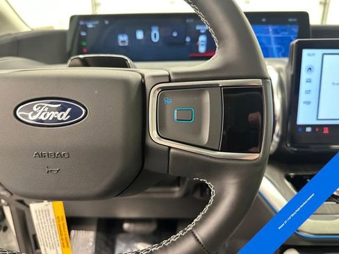 New 2026 Ford Expedition Max Platinum w/ Platinum Ultimate Package AWD/4WD image 50