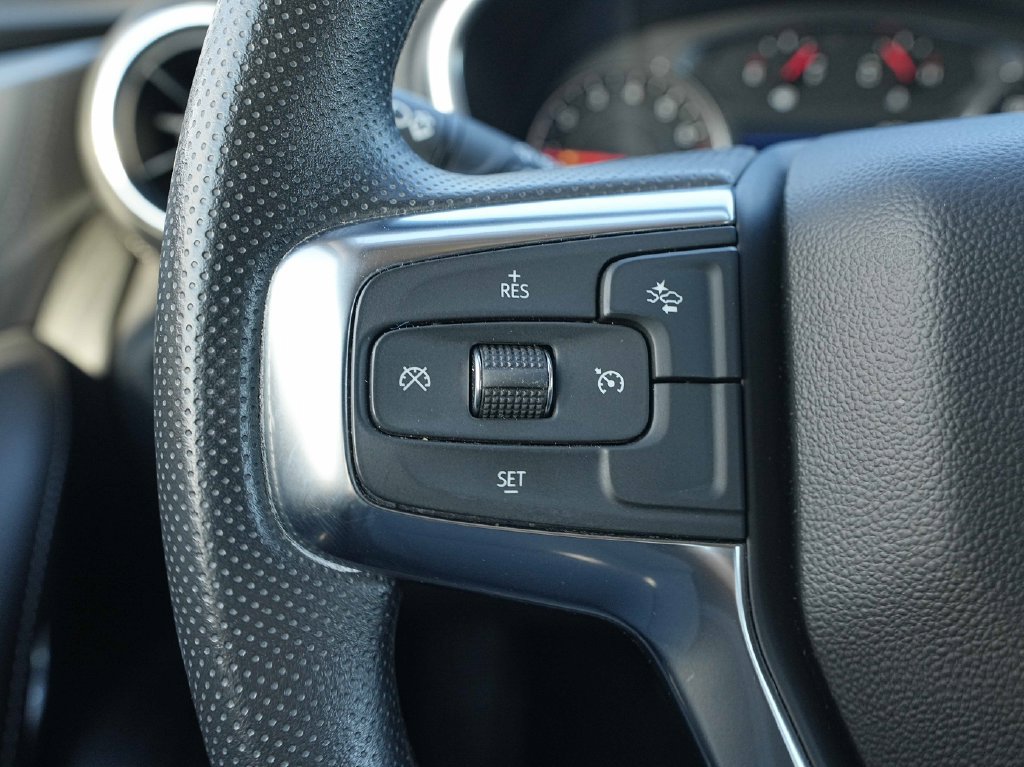Used 2025 Chevrolet Blazer LT AWD/4WD image 36