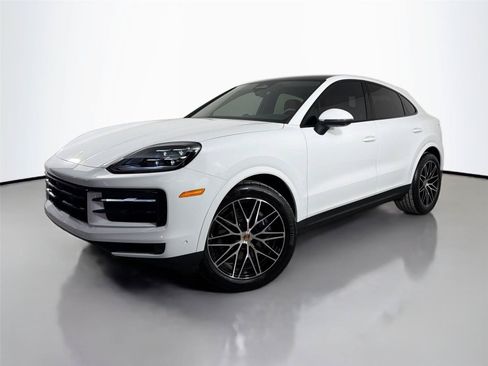 Used 2026 Porsche Cayenne Coupe AWD/4WD image 1