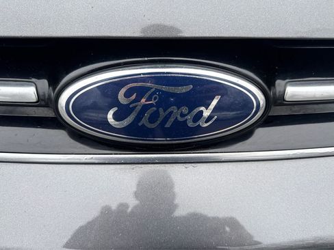 Used 2016 Ford C-MAX Energi SEL w/ Equipment Group 302A image 25