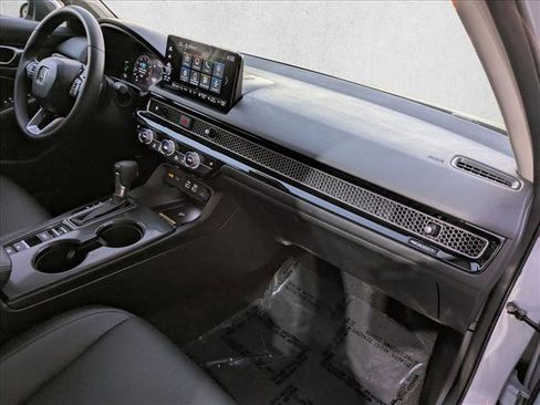 Used 2023 Honda Civic Touring image 22