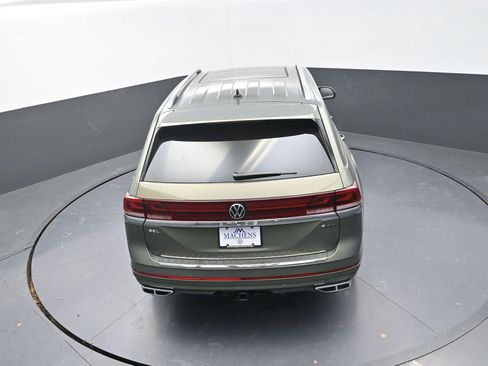 New 2026 Volkswagen Atlas SEL Premium R-Line image 18