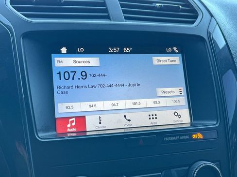 Used 2018 Ford Explorer XLT w/ Equipment Group 201A FWD image 14