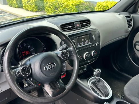 Used 2018 Kia Soul image 7