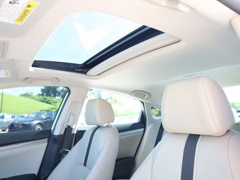 Used 2020 Honda Civic Touring image 26