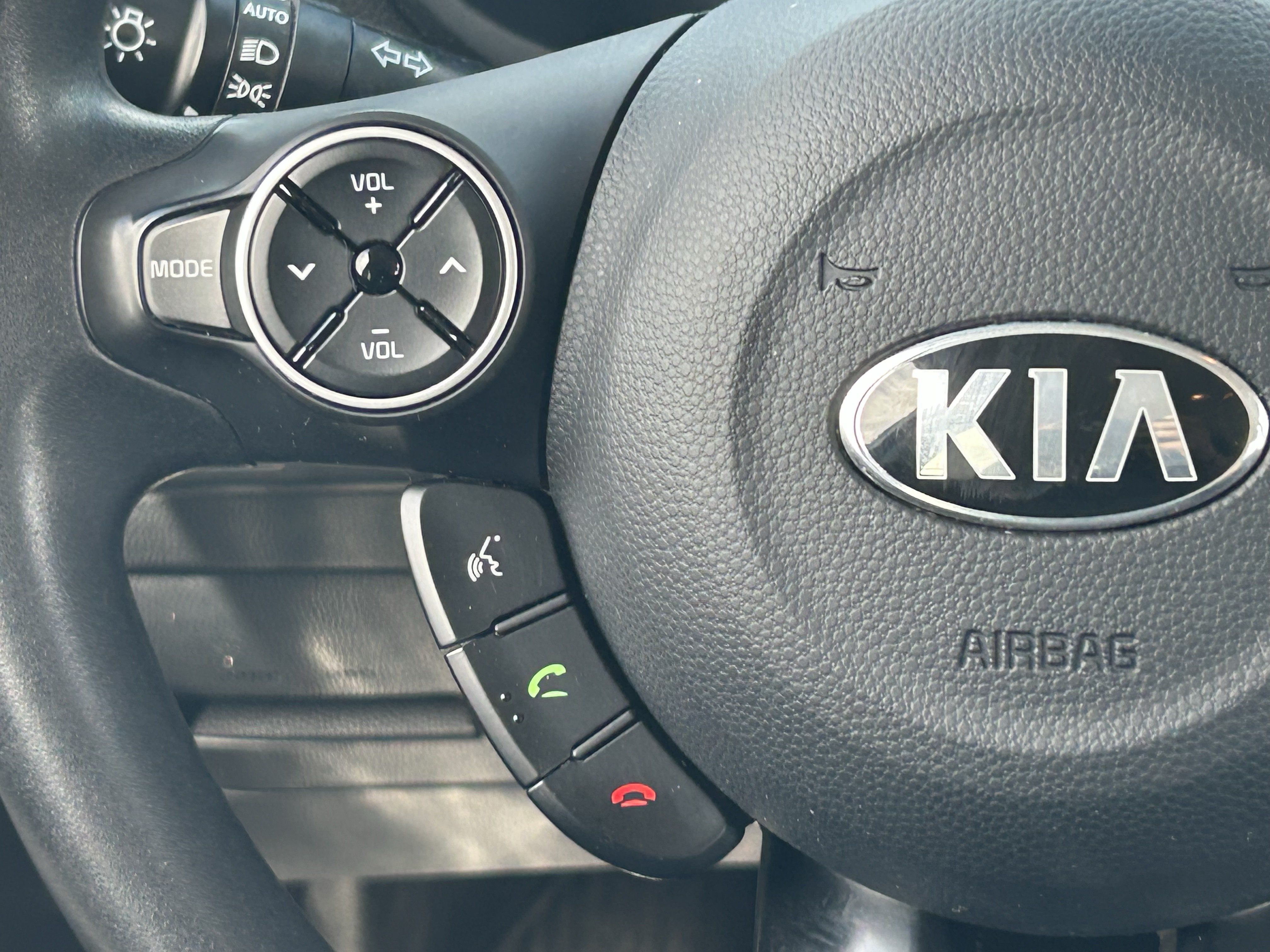 Used 2018 Kia Soul + FWD image 24