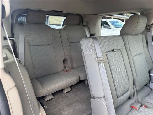 Used 2007 Jeep Commander Sport RWD image 16