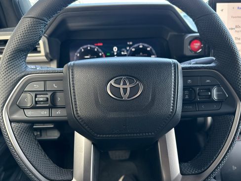New 2025 Toyota Tacoma TRD Off-Road image 22