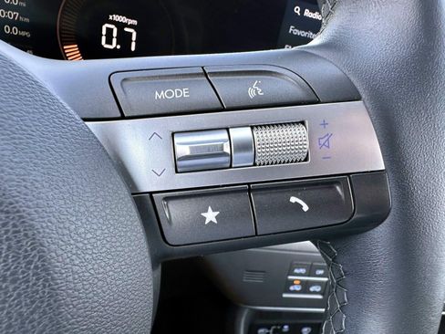 Used 2024 Hyundai Kona SEL AWD/4WD image 18
