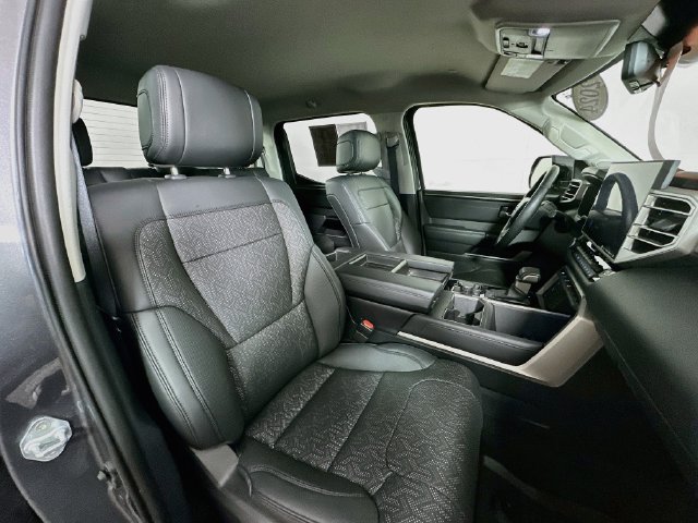 Certified 2024 Toyota Tundra Limited AWD/4WD image 36