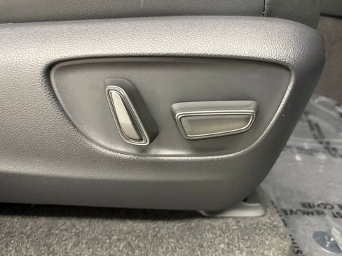 Used 2025 Toyota Land Cruiser w/ Premium Package image 45