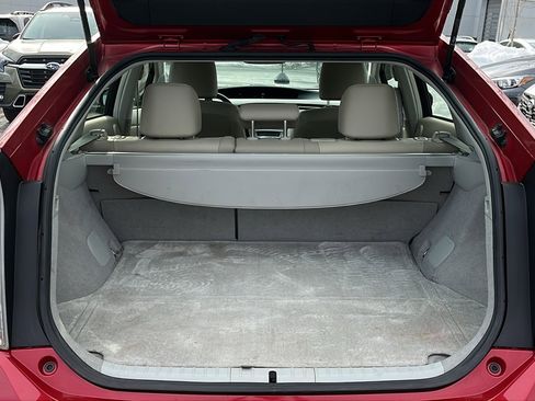 Used 2014 Toyota Prius Four image 25