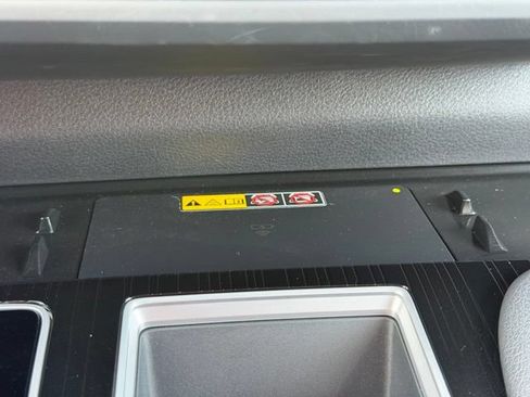Certified 2026 Toyota Sienna XLE Woodland Edition AWD/4WD image 40