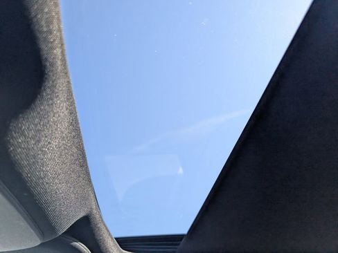 Used 2025 Ford F150 Lariat w/ Equipment Group 501A Mid image 23