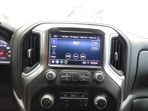 Used 2022 Chevrolet Silverado 3500 LT AWD/4WD image 14