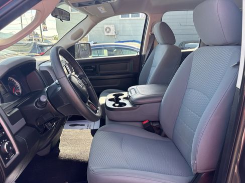 Used 2019 RAM 1500 Express w/ Express Value Package image 11