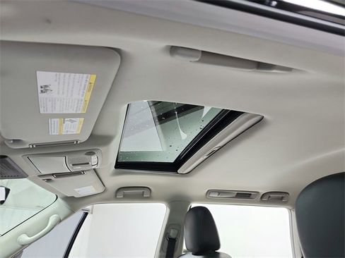 Used 2024 Nissan Armada Platinum w/ Cargo Package image 22